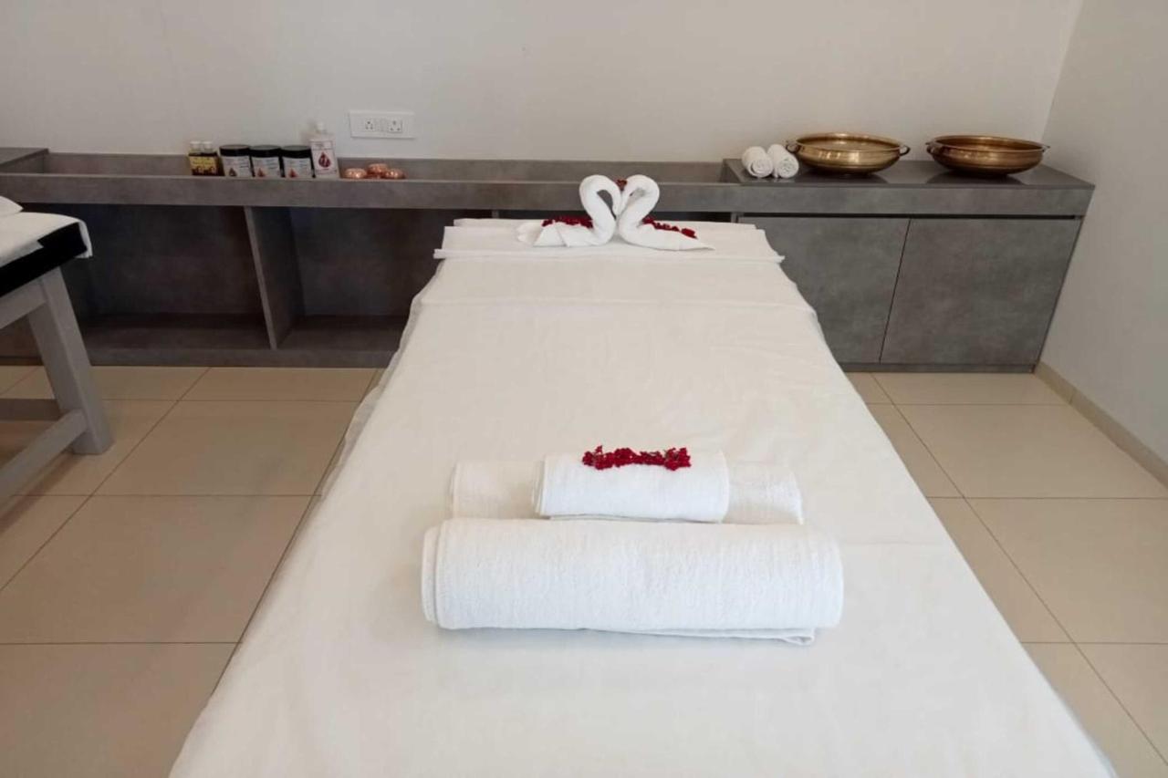 White Feather Resort Kauncha Silvassa Bagian luar foto