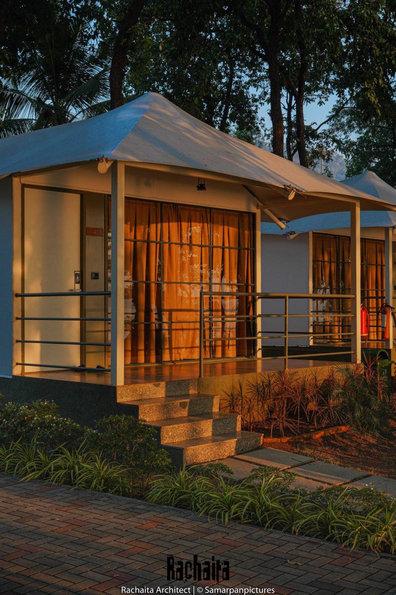 White Feather Resort Kauncha Silvassa Bagian luar foto