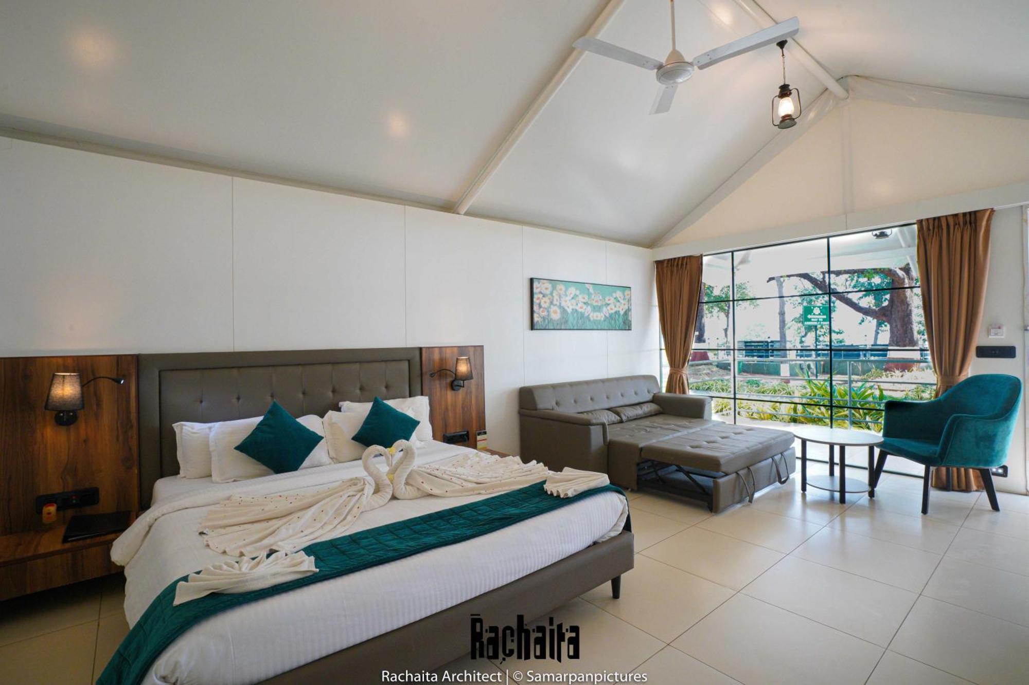 White Feather Resort Kauncha Silvassa Bagian luar foto