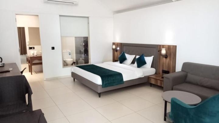 White Feather Resort Kauncha Silvassa Bagian luar foto